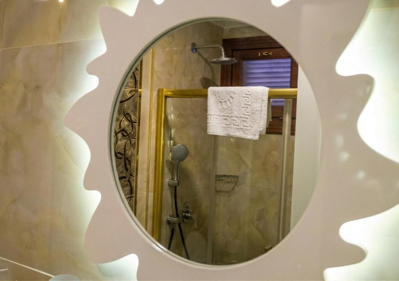 Deluxe Üç Kişilik Oda